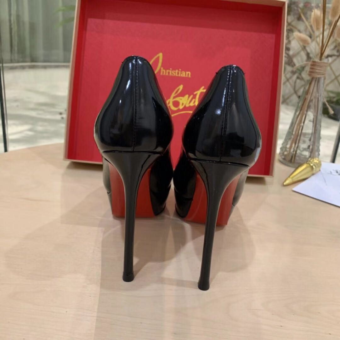 Dirditta fashion louboutin