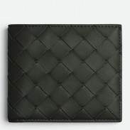 Bottega Veneta Bi-fold Wallet in Dark Green Intrecciato Calfskin